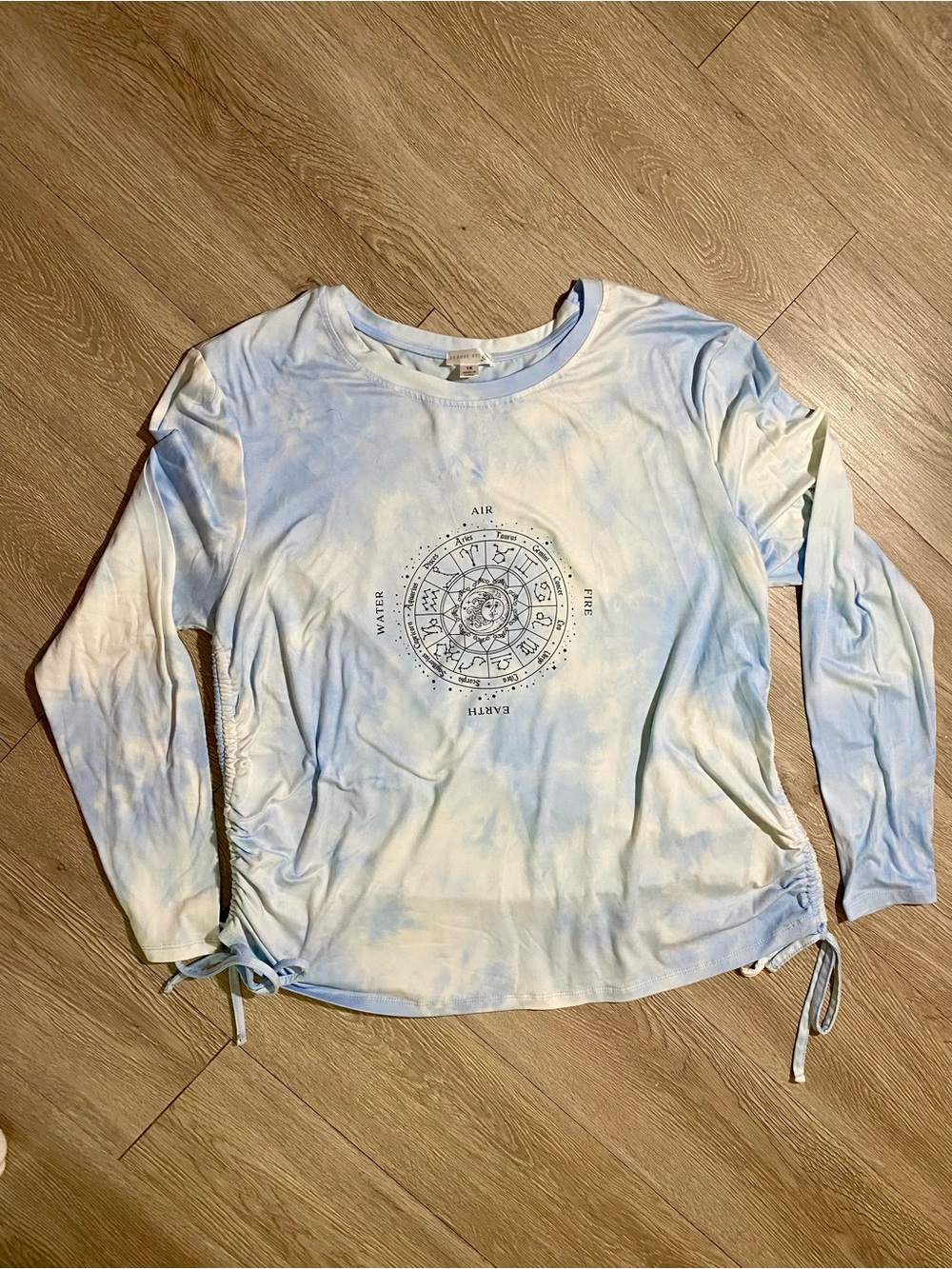 💜3/$25💜 Tie-Dye Zodiac long sleeve top 1X
